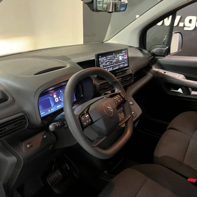 BERLINGO VAN TAILLE M 650KG BLUEHDI 130 S&S EAT8   - photo 13/61