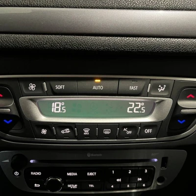 Mégane III TCE 115 Energy eco2  Zen - photo 39/52