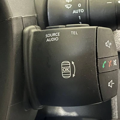 Mégane III TCE 115 Energy eco2  Zen - photo 33/52