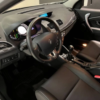 Mégane III TCE 115 Energy eco2  Zen - photo 12/52