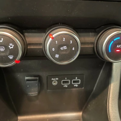 Clio TCe 90  Evolution - photo 29/45