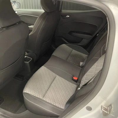 Clio TCe 90  Evolution - photo 44/50