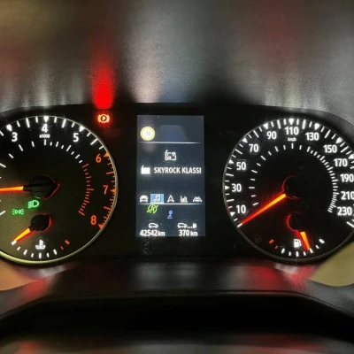 Clio TCe 90  Evolution - photo 23/50