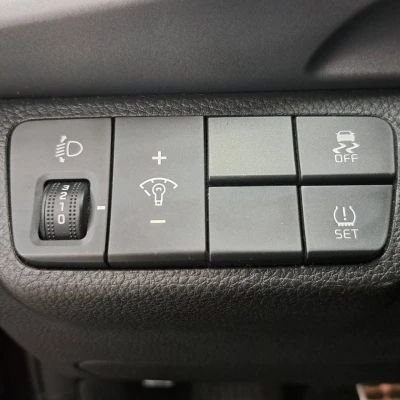 Stonic 1.0 T-GDi 120 ch ISG BVM6  Design - photo 28/55