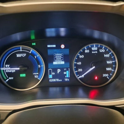 Eclipse Cross 2.4 MIVEC PHEV Twin Motor 4WD  Business - photo 30/68