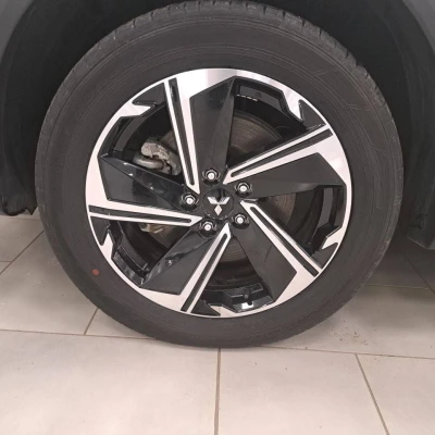 Eclipse Cross 2.4 MIVEC PHEV Twin Motor 4WD  Business - photo 9/68