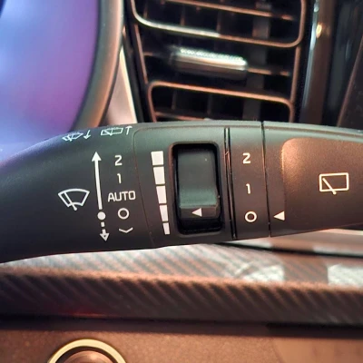 Rio 1.0 T-GDi 120 ch MHEV DCT7  GT-Line Premium - photo 33/55