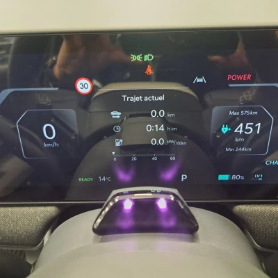 EV3 81.4 kWh 204 ch Autonomie Longue  GT-line - photo 40/87