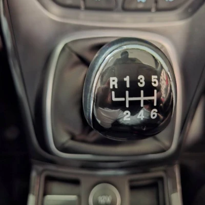 Kuga 2.0 TDCi 150 S&S 4x2 BVM6  Titanium - photo 32/54