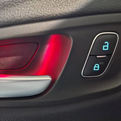 Kuga 2.0 TDCi 150 S&S 4x2 BVM6  Titanium - photo 28/54