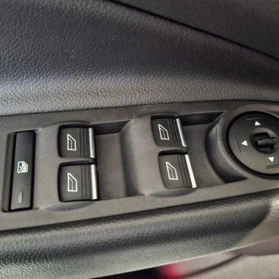 Kuga 2.0 TDCi 150 S&S 4x2 BVM6  Titanium - photo 27/54