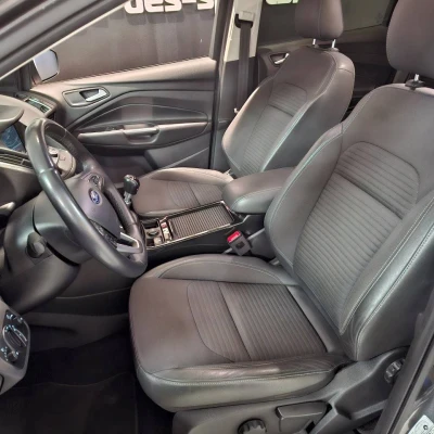 Kuga 2.0 TDCi 150 S&S 4x2 BVM6  Titanium - photo 16/54