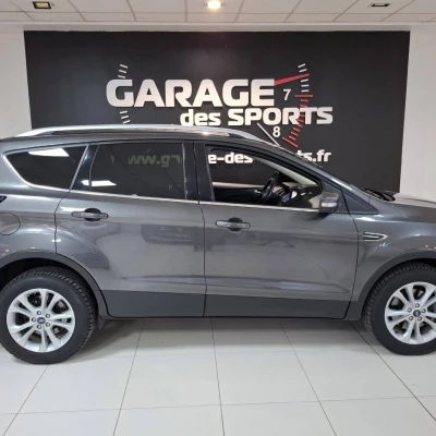 Kuga 2.0 TDCi 150 S&S 4x2 BVM6  Titanium - photo 4/54