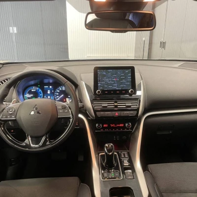 Eclipse Cross 2.4 MIVEC PHEV Twin Motor 4WD  Business - photo 23/67