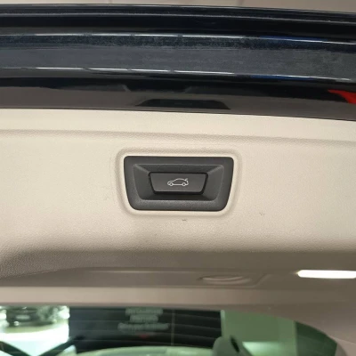 Touring 320e xDrive 204 ch BVA8  Business Design - photo 73/77