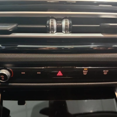 Touring 320e xDrive 204 ch BVA8  Business Design - photo 45/77