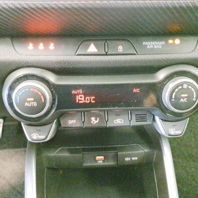 Stonic 1.0 T-GDi 100 ch BVM6  GT Line - photo 38/58