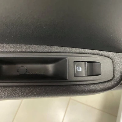 Clio TCe 90  Evolution - photo 50/55