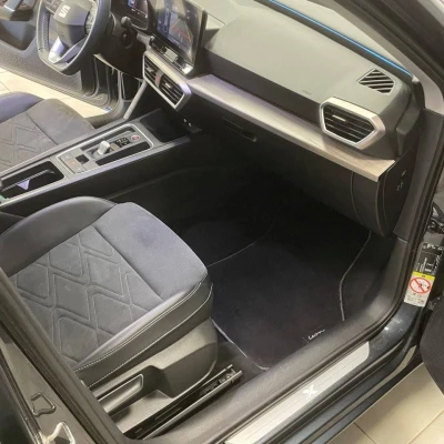 Leon Sportstourer 2.0 TDI 150 DSG7  Xcellence - photo 18/68