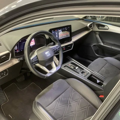 Leon Sportstourer 2.0 TDI 150 DSG7  Xcellence - photo 15/68