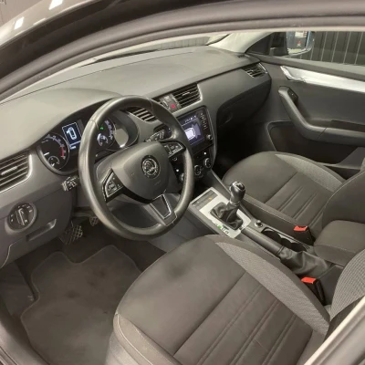 Octavia Combi 2.0 TDI 150 ch SCR FAP DSG7  Business - photo 17/64