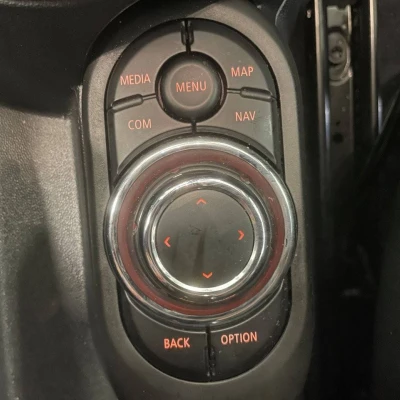 Hatch 5 Portes Cooper 136 ch DKG7  Edition Premium - photo 30/53