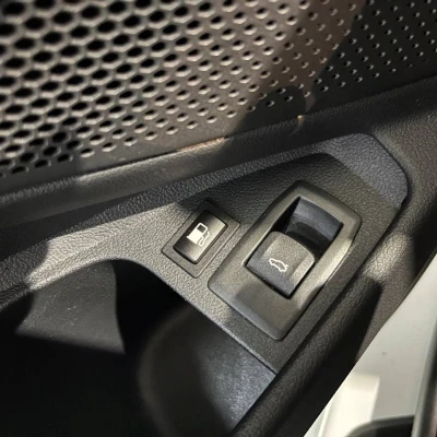 Touring 320e xDrive 204 ch BVA8  Business Design - photo 38/87