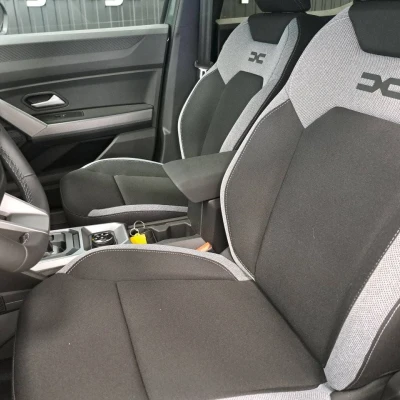 Duster Hybrid-G 150 4x4  Journey - photo 17/70
