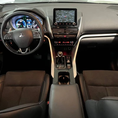 Eclipse Cross 2.4 MIVEC PHEV Twin Motor 4WD  Business - photo 21/71