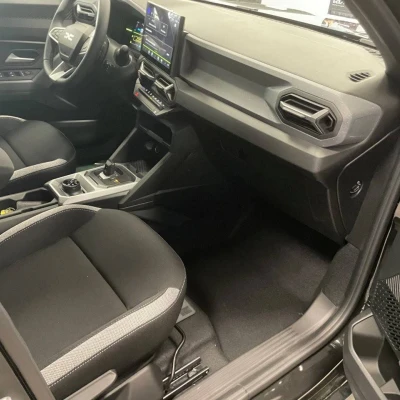 Duster Hybrid-G 150 4x4  Journey - photo 25/78