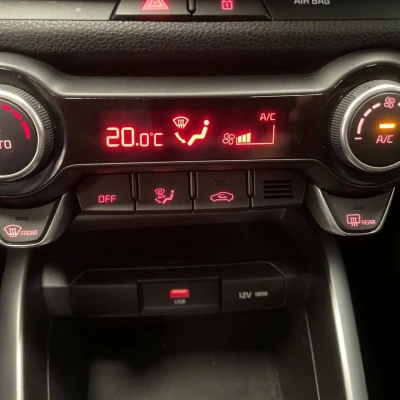 Stonic 1.0 T-GDi 120 ch MHEV iBVM6  GT Line Premium - photo 42/62