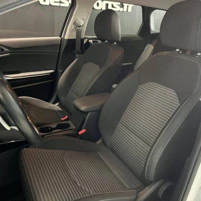 CEED SW 1.5 T-GDi 160 ch DCT7  Active - photo 14/61